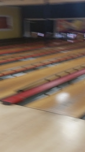 Bowling Alley «Indian Lanes», reviews and photos, 815 E Northside Dr, Clinton, MS 39056, USA