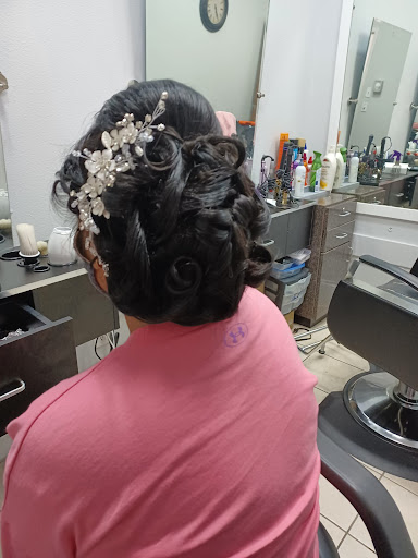 Beauty Salon «Bollywood Salon & Spa Threading Bar», reviews and photos, 7410 N MacArthur Blvd #103, Irving, TX 75063, USA