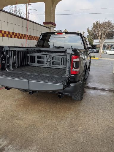 Car Wash «Zeavy Car Wash», reviews and photos, 520 S Victory Blvd, Burbank, CA 91502, USA