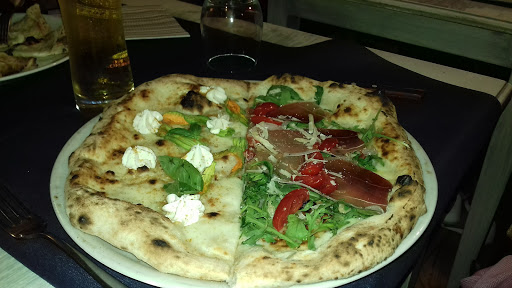 Pizza e Hamburger da Nilo Cetona in Cetona, Provincia di Siena