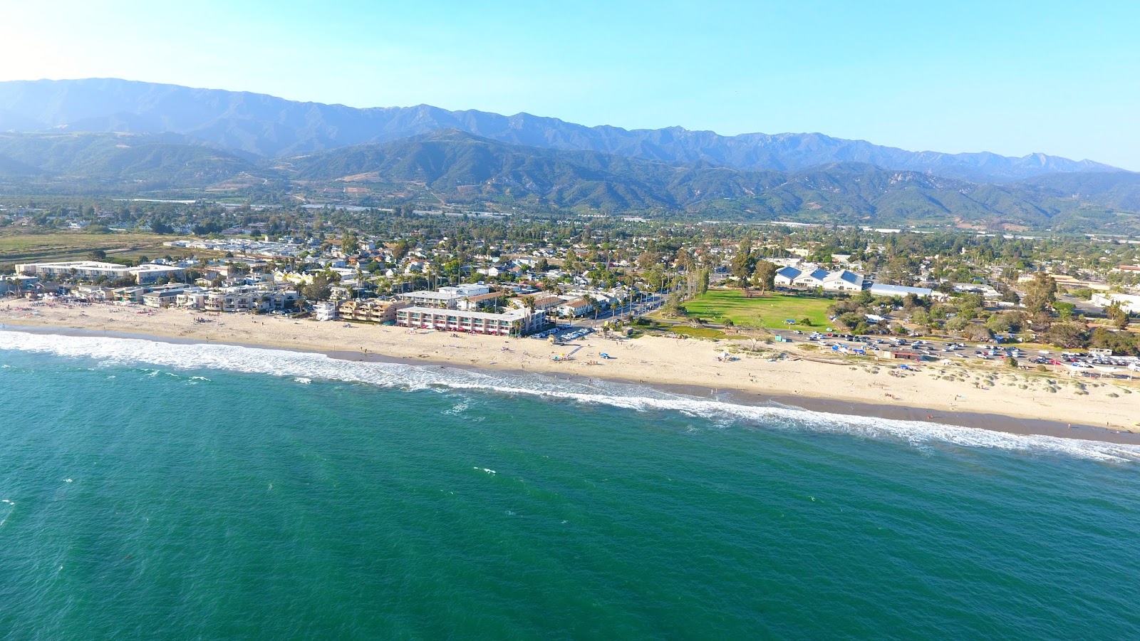 Photo of Carpinteria Beach with very clean level of cleanliness