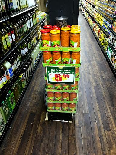 Gourmet Grocery Store «Garden Gourmet Market», reviews and photos, 5665 Broadway, Bronx, NY 10463, USA