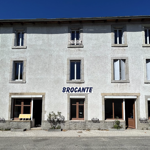 Brocante Friperie Chez Louch à Saint-Jeures