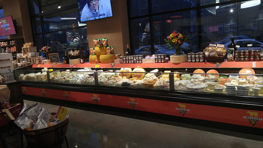 Supermarket «Metro Market», reviews and photos, 4075 N Oakland Ave, Shorewood, WI 53211, USA