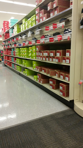 Sporting Goods Store «Academy Sports + Outdoors», reviews and photos, 6100 Warden Rd, Sherwood, AR 72120, USA