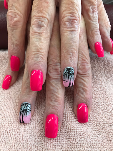 Nail Salon «Perfect Nail Salon», reviews and photos, 33 S Market St, Elizabethtown, PA 17022, USA