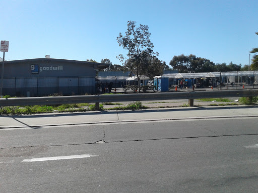 Outlet Store «Goodwill Outlet & Donation Center», reviews and photos
