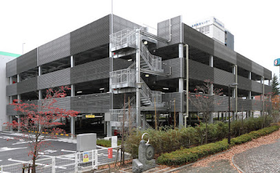 緑区庁舎立体駐車場 寺山町