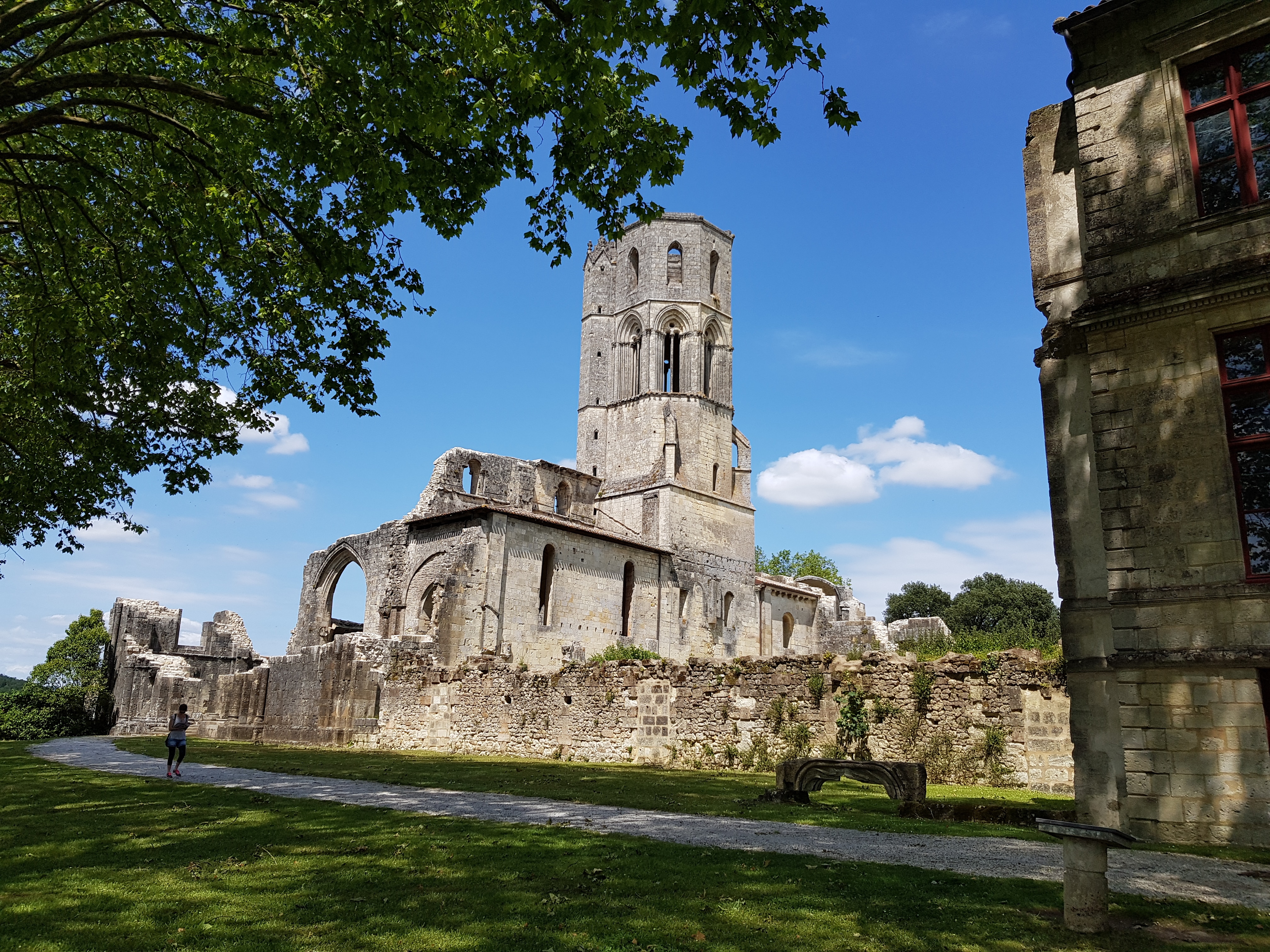 Photo n° 1 de l'avis de LAtelierdIzabou. fait le 18/06/2019 à 04:38