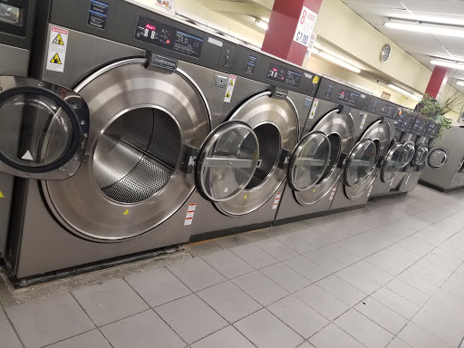 Laundromat «Market St Suds», reviews and photos, 450 S Market St, Inglewood, CA 90301, USA