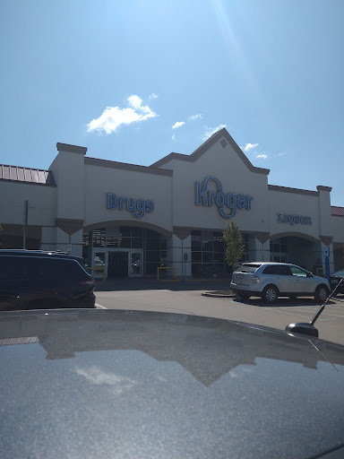 Grocery Store «Kroger», reviews and photos, 25780 Middlebelt Rd, Farmington Hills, MI 48336, USA