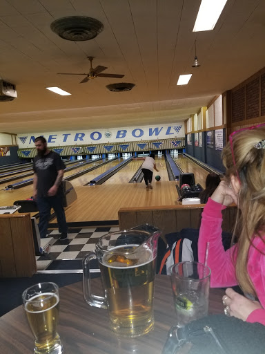 Bowling Alley «Metro Bowl», reviews and photos, 77 Brink St, Crystal Lake, IL 60014, USA