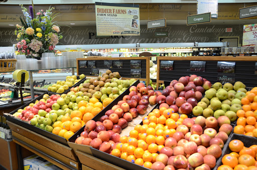 Grocery Store «Sunset Food Mart Inc», reviews and photos, 825 S Waukegan Rd, Lake Forest, IL 60045, USA