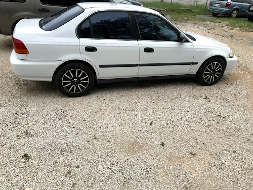 Tire Shop «Up A Creek Auto Sales», reviews and photos, 9655 FM2673, Canyon Lake, TX 78133, USA