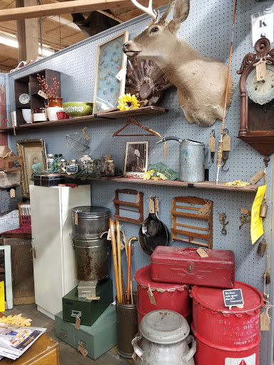 Flea Market «The Slatington Marketplace», reviews and photos, 8281 PA-873, Slatington, PA 18080, USA