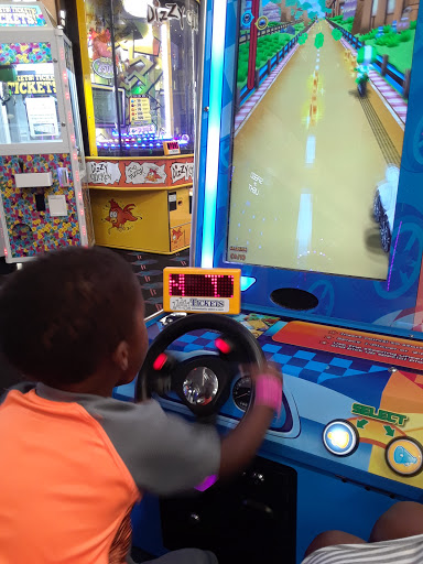 Amusement Center «The Magic Castle», reviews and photos, 4990 Wilmington Pike, Dayton, OH 45440, USA