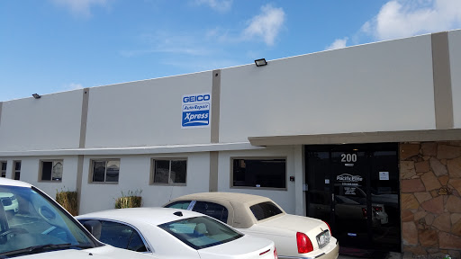 Auto Body Shop «Pacific Elite Collision Centers El Segundo», reviews and photos, 200 Nevada St, El Segundo, CA 90245, USA