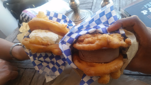 Dessert Shop «Quenelle», reviews and photos, 2214 W Magnolia Blvd a, Burbank, CA 91506, USA