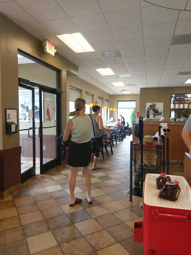 Fast Food Restaurant «Chick-fil-A», reviews and photos, 44835 Lakeview Overlook Plaza, Ashburn, VA 20147, USA