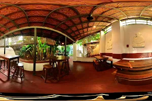 Kashi Art Café image