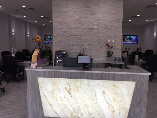 Sky Nails & Spa Studio