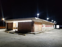 Mark's 24/7 Laundromat - Photo 7 - Car repair in Panama City, FL, Panama City