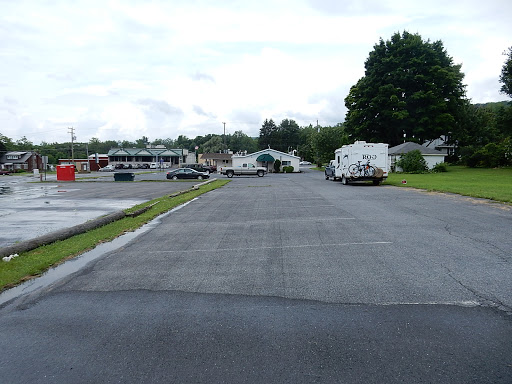 Laundry «Wind Gap Laundry and Tanning», reviews and photos, 147 N Broadway, Wind Gap, PA 18091, USA