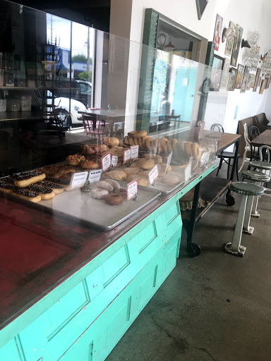 Donut Shop «The Dancing Donut», reviews and photos, 1134 E 54th St G, Indianapolis, IN 46220, USA