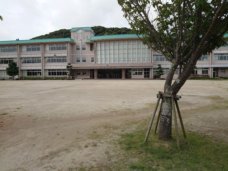 日置市立湯田小学校