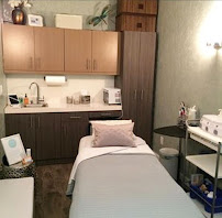 Social Salon Suites - Photo 7 - Car repair in Glendale, CA, Glendale