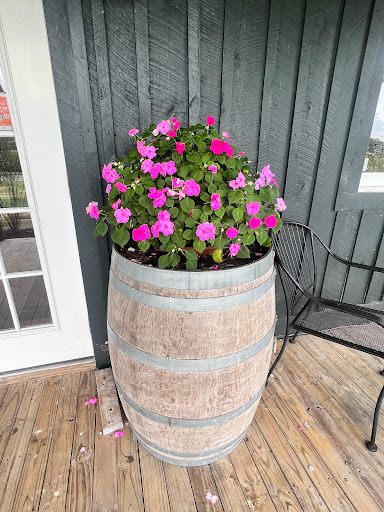 Winery «Smith-Berry Winery», reviews and photos, 855 Drennon Rd, New Castle, KY 40050, USA