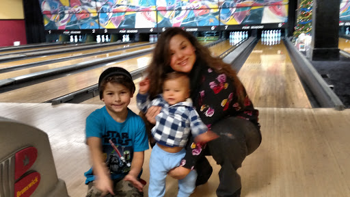 Bowling Alley «Four Seasons Bowling Center», reviews and photos, 322 SW Washington St, Hillsboro, OR 97123, USA