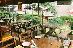 Khana Khazana Restaurant and cafe image