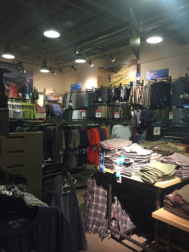 Outdoor Sports Store «Eastern Mountain Sports», reviews and photos, 3349 Monroe Ave, Rochester, NY 14618, USA