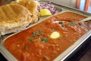 Sadhna Pavbhaji & South Indian image