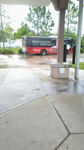 Thrift Store «Goodwill Winter Haven Store», reviews and photos, 600 6th St NW, Winter Haven, FL 33881, USA