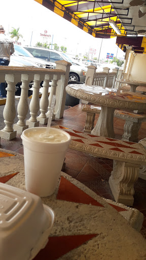 Pet Store «Hooked On Fish And Corals», reviews and photos, 2576 W 84th St, Hialeah, FL 33016, USA