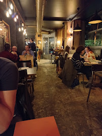 Atmosphère du Restaurant italien La Fabbrica Montmartre à Paris - n°18