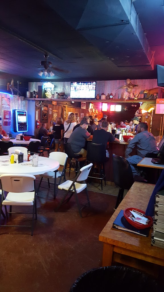 Kelly's Bar & Grill 67428