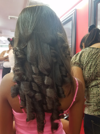 Beauty Salon «Dominican Beauty Salon», reviews and photos, 716 W Lehigh Ave, Philadelphia, PA 19133, USA