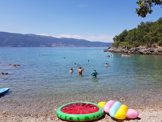 Makneli beach