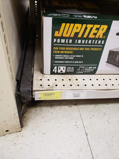 Hardware Store «Harbor Freight Tools», reviews and photos, 668 N. Riverside, Clarksville, TN 37040, USA