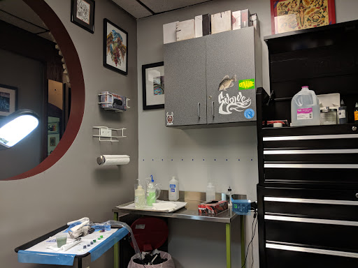 Tattoo Shop «Evolution Tattoo», reviews and photos, 9425 Syndicate Ave, Bloomington, MN 55420, USA