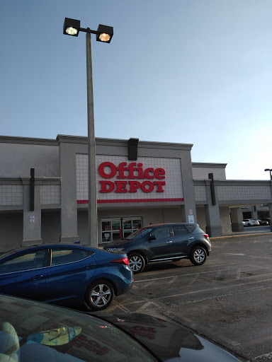 Office Supply Store «Office Depot», reviews and photos, 475 W Brandon Blvd, Brandon, FL 33511, USA