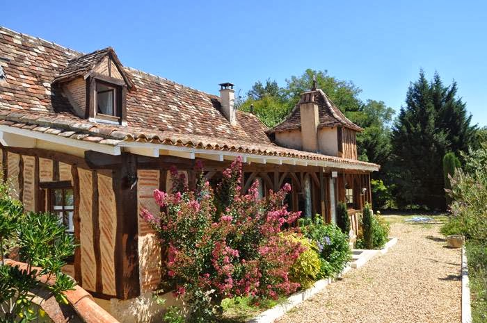 Le Manoir Des Anges: Location gîte de charme avec piscine Maison de vacances (Perigord-Dordogne) Saint-Laurent-des-Hommes