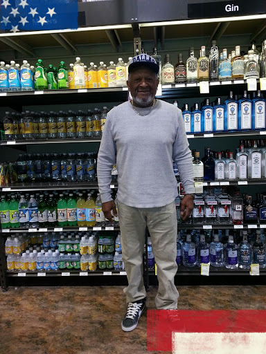 Wine Store «Total Wine & More», reviews and photos, 981 W Interstate 20, Arlington, TX 76017, USA