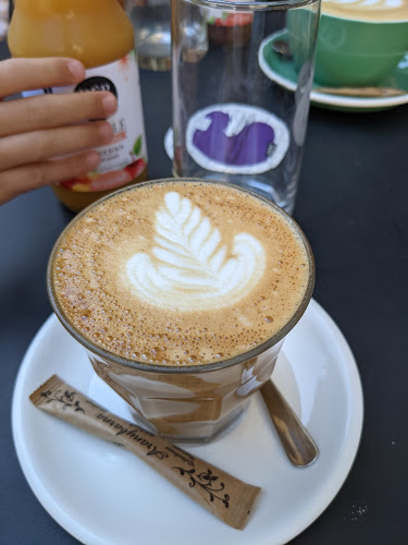 Manooka Kávézó - Kávézó