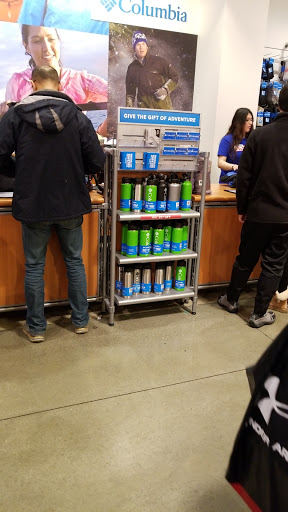 Sportswear Store «Columbia Sportswear Outlet Store at Seattle Premium Outlets», reviews and photos, 10600 Quil Ceda Blvd #920, Tulalip, WA 98271, USA