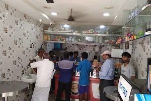 Sri Rayar Cafe & Snacks image