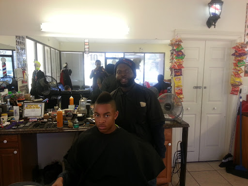 Barber Shop «Royal Kutz Barber Shop», reviews and photos, 1244 N Belt Line Rd, Irving, TX 75061, USA